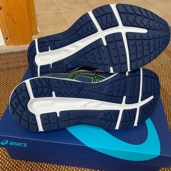 ASICS Men’s Gel Contend Size 9 NEW WITH TAGS!! - Picture 2 of 5